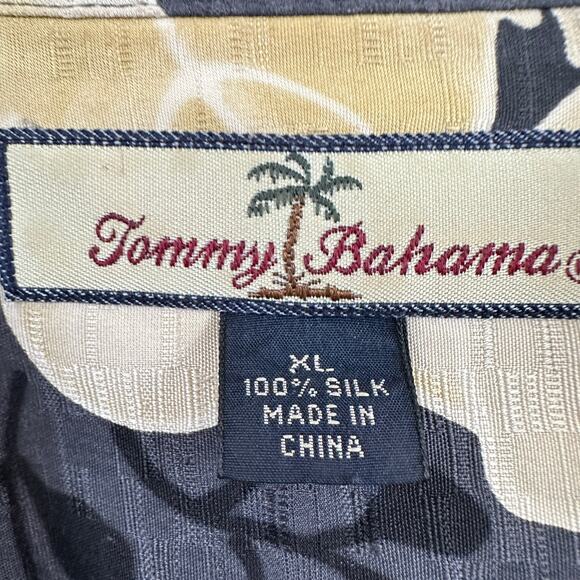 Tommy Bahama Hawaiian Shirt Mens XL Tropical Floral Vacation Travel Summer Gray - Picture 5 of 9